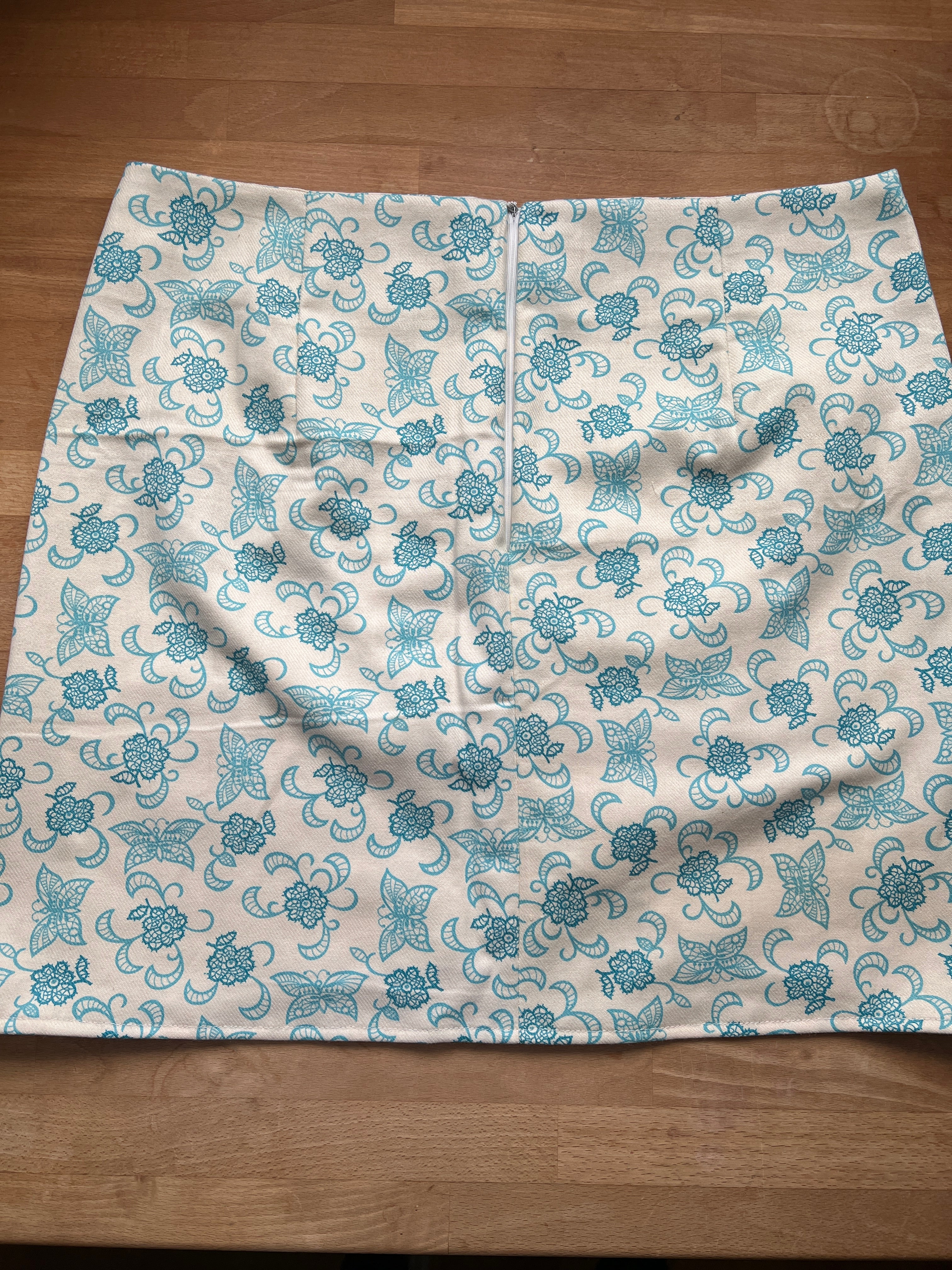 🌸 Handmade Blue Floral Skirt
L Size